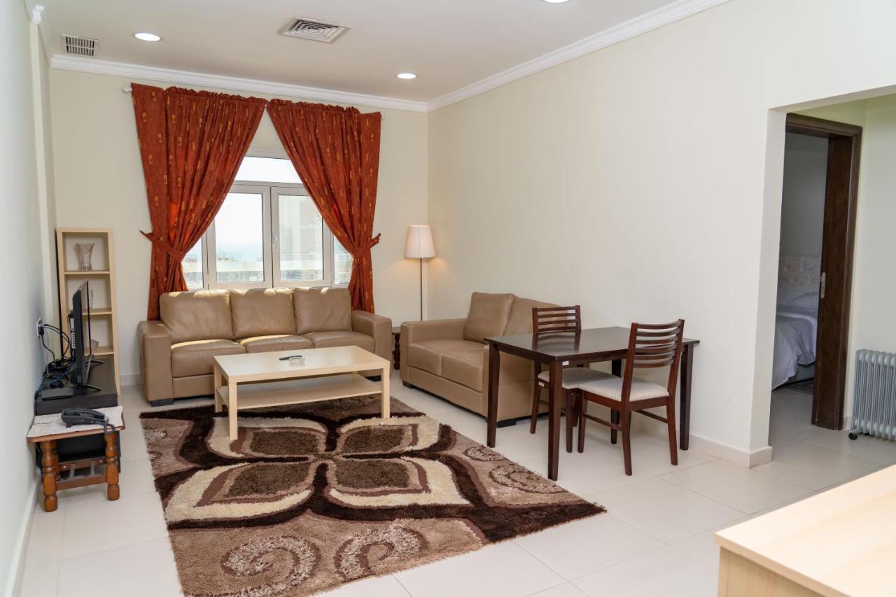 Zodiac Hotel Apartments Fahaheel Kuwait City Ngoại thất bức ảnh