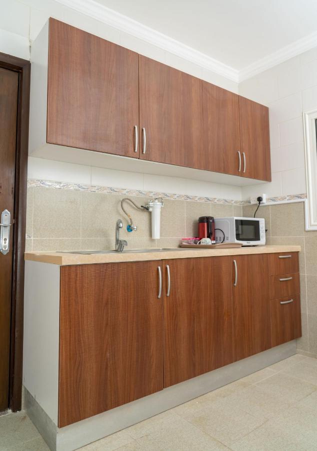 Zodiac Hotel Apartments Fahaheel Kuwait City Ngoại thất bức ảnh